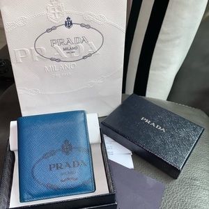 Prada Saffiano Lux Oceano Baltico men’s wallet